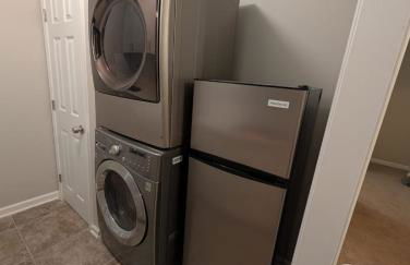 2 Bedroom Basement Home - Foto 11