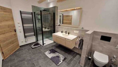 Neue moderne Ferienwohnung mit Infrarot Sauna und großen Garten - Foto 2, Shower