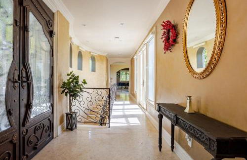 Mansion in the hills near Universal Studios! - Foto 38