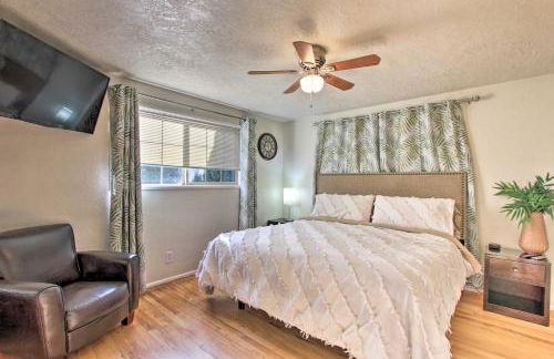 Hot Tub and Theater Room Tropical Springfield Home - Foto 11