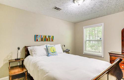 Remote Escape Lake Home with Dock in Sparta! - Foto 11