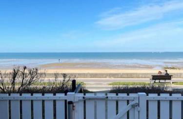 Beau studio avec accès plage, jardin, piscine, tennis, vélos, Netflix - Photo 12