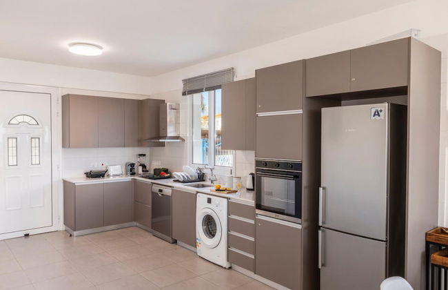 Ayia Thekla Seafront Villa Dagi - Foto 29