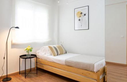 Elegant Malaga Retreat - Photo 2