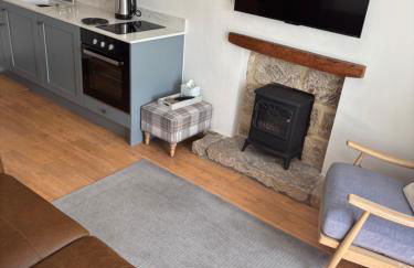 The Hayloft Cottage - Photo 13