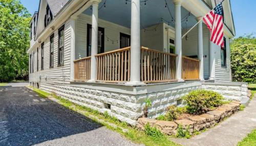 Dauphin District Darling #3-Downtown, Restaurants - Photo 5