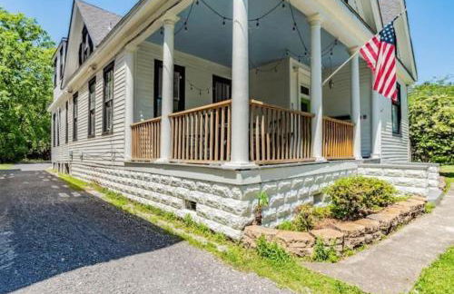 Dauphin District Darling #3-Downtown, Restaurants - Photo 5