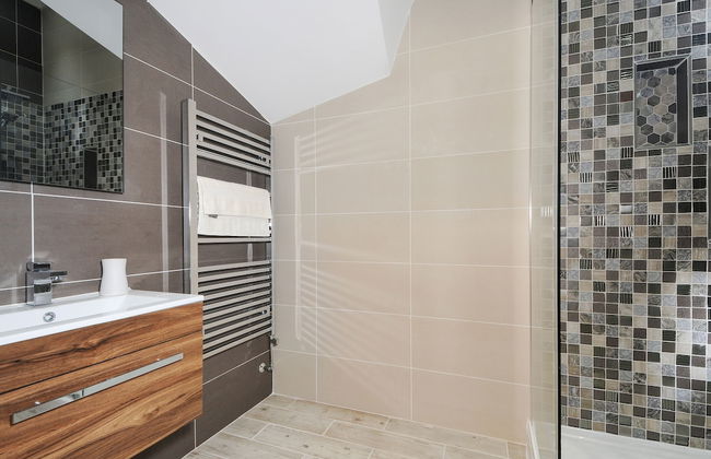 Charming 5 Star 3 Bed London Flat, Garden, Parking - Foto 7