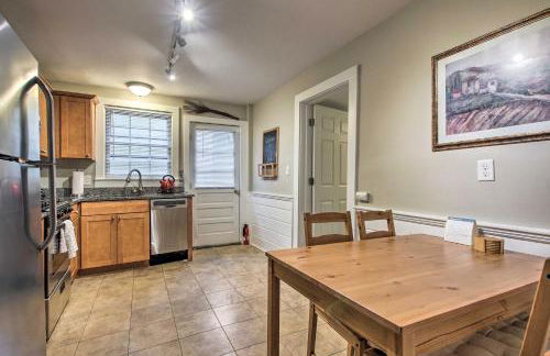 Inviting Salem Apartment Near Waterfront and Museums - Foto 13