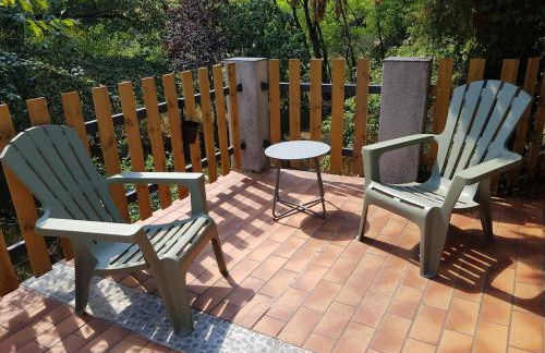 GITE BAS-EN-BASSET, HAUTE-LOIRE, MAISON et JARDIN ATYPIQUE PLEINE NATURE - Foto 22