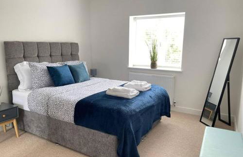 Exclusive 1 and 2 Bedroom Flats only 0,5 miles aw - Foto 55