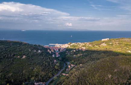 Entire Villa with Private Swimming Pool - Foto 37