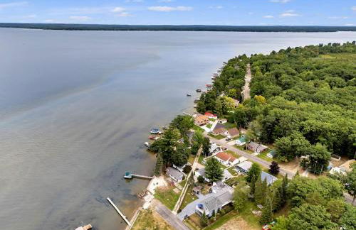 The Golden Eagle of Houghton Lake - Foto 35