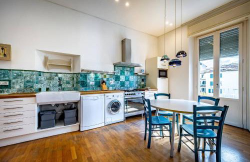 YD Bright 2-Bedroom Retreat with Elevator - Foto 2