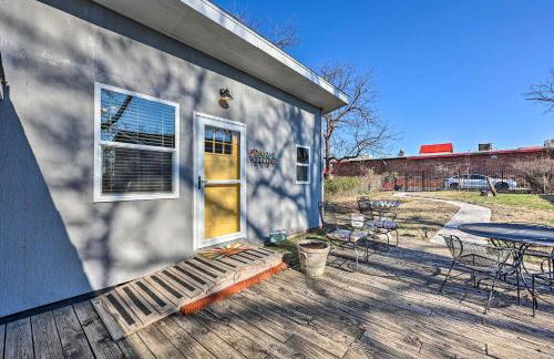 1 Mi to Dtwn Rogers Convenient Getaway with Patio - Foto 18