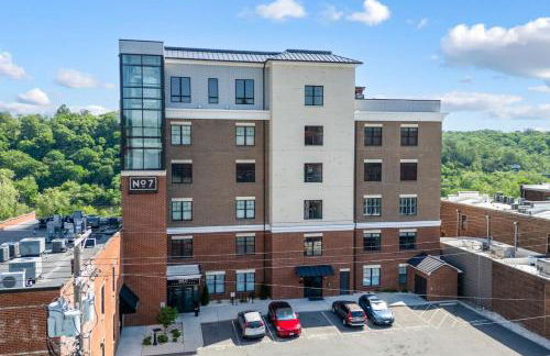 Luxury Downtown Loft - Balcony and Rooftop Bar! - Foto 33