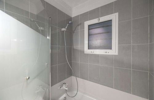 Charming 1 BR apartment with Seaview and Pool - Photo 14