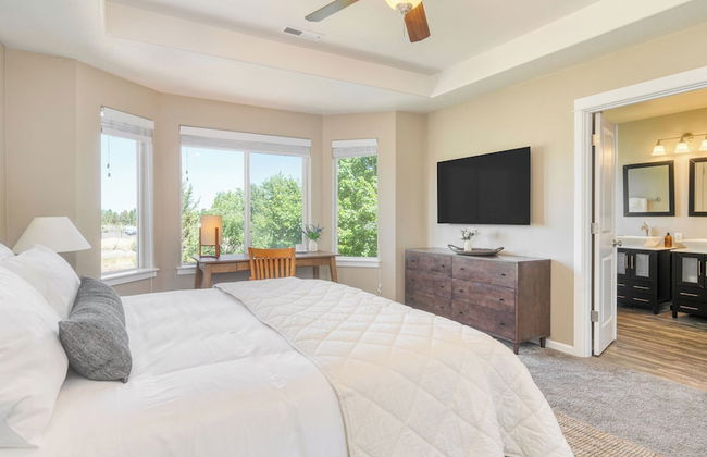 Ponderosa Pines by Avantstay Gorgeous Deck, 10 Mins From Central Bend Family Friendly, - Foto 21