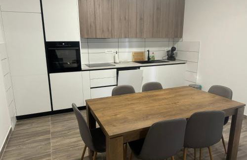 Olive House - Photo 1