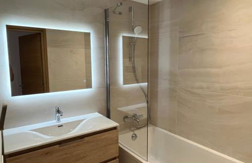 Renovated 6 pers Luxury Chalet in Meribel Centre 85m2 3BR 3BA with Mountain View and boots heater ! - Foto 54