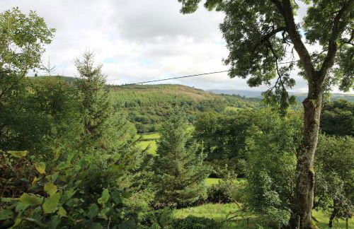 Beautiful 16th Century Ty Cerrig Cottage, set in stunning grounds with great views - Photo 24