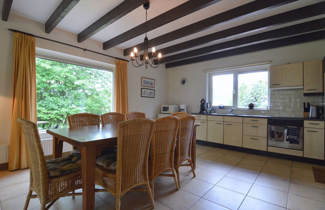 Holiday Home with Meadow View near Forests - Foto 14