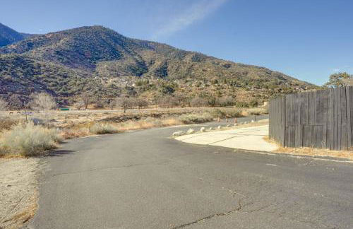 Private Deck and Views Frazier Mountain Cabin - Foto 25