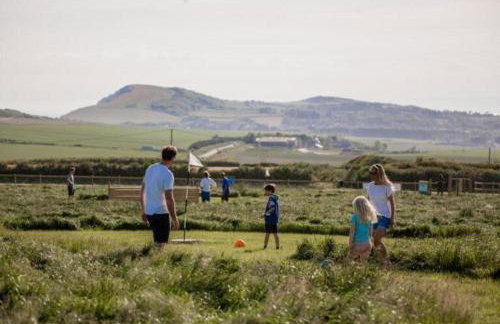 Poachers Lodge At Tapnell Farm - Foto 16