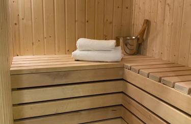 Family & Business Sauna Apartments No15 Leśny nad Zalewem Cedzyna Unikat - 3 Bedroom with Private Sauna, Bath with Hydromassage, Terrace, Garage, Catering Options - Foto 44