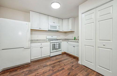 Totally New Awesome North Fresno Back Studio - Foto 2