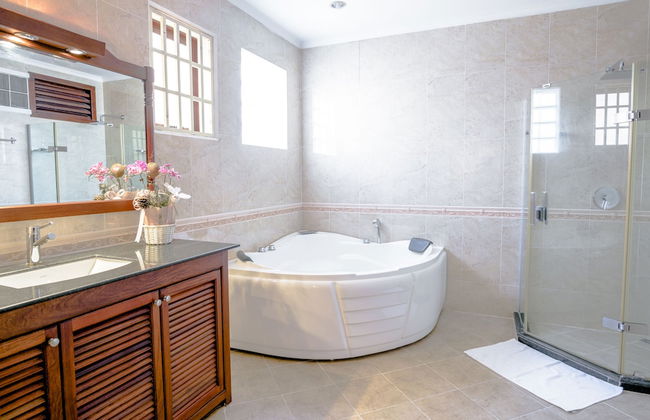 Hampton Hotel & Apartment - Foto 21