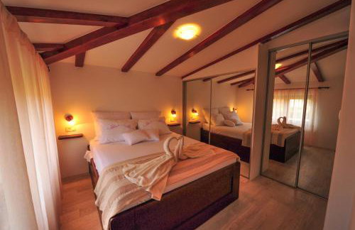 Luxury apartment Alba with pool - Photo 7