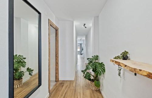 3 dormitorios, 2 baños y balcón - Foto 12