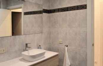 Apartamento Zabala conoce Bilbao desde dentro - Free parking - Foto 17