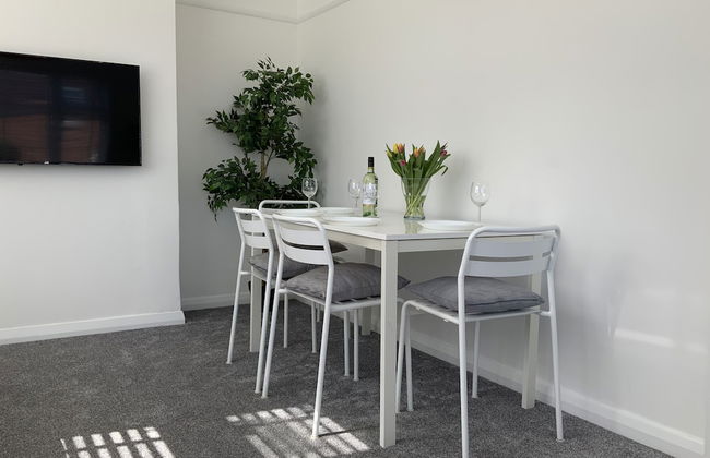 4 Bedroom House By Your Stay Solutions Short Lets & Serviced Accommodation Southampton With Terrace & Garden - Foto 20