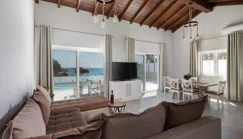 Villa Alonaki Bay - Photo 4