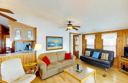 Long Island Village Unit 214 - Foto 8