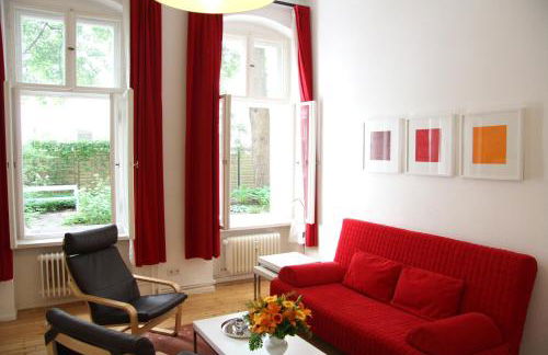 Nollendorf Apartments - 1 separate bedroom and 1 living room with sofa bed in Motzstraße - Foto 53