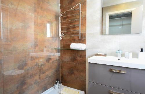 Aroeira villa with heated pool by Golf course, Beach and Lisbon - Foto 11