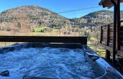 Chalet du Faubourg & Jacuzzi, proximité Gerardmer & La Bresse - Foto 7