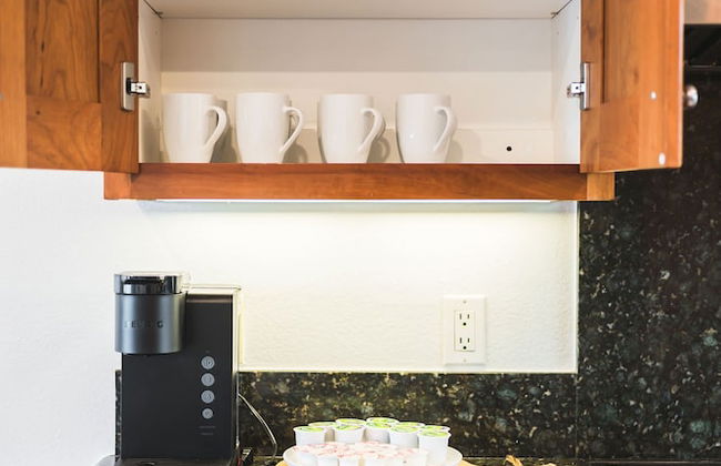 Waterfront Retreat With Stunning Views Modern Co - Foto 33