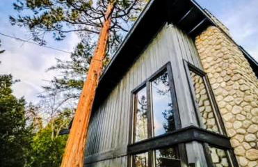 Haven at Cedar Haus Luxury 1BR Escape w Hot Tub EV Charger Gourmet Kitchen Fully Fenced Yard Dogs OK - Foto 26