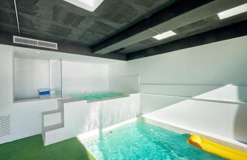 Villa in Sitges with Pool, Jacuzzi, BBQ, View, AC, 12Pax - Foto 42