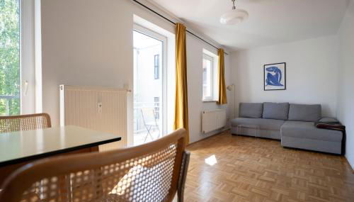 Ruhig und zentral mit Balkon - Foto 5