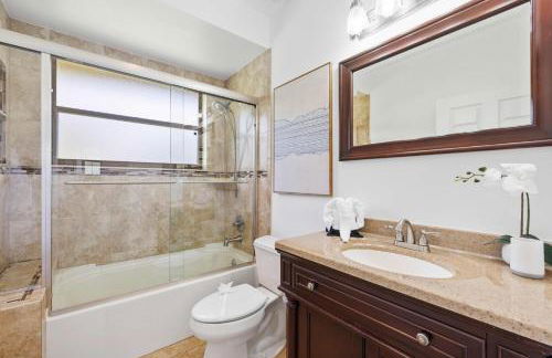 Grand 6BR Plantation Estate w/ Tennis & Pool - Foto 81