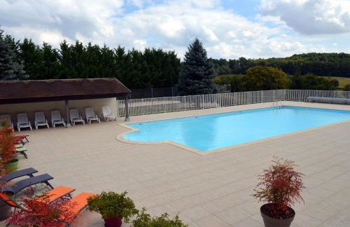 Maison de vacances avec grande piscine et tennis, proche du Zoo de Beauval et des Châteaux de la Loire - FR-1-591-47 - Foto 12
