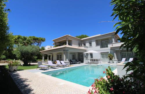 Charming Exceptional Golf Villa in Algarve - Photo 54