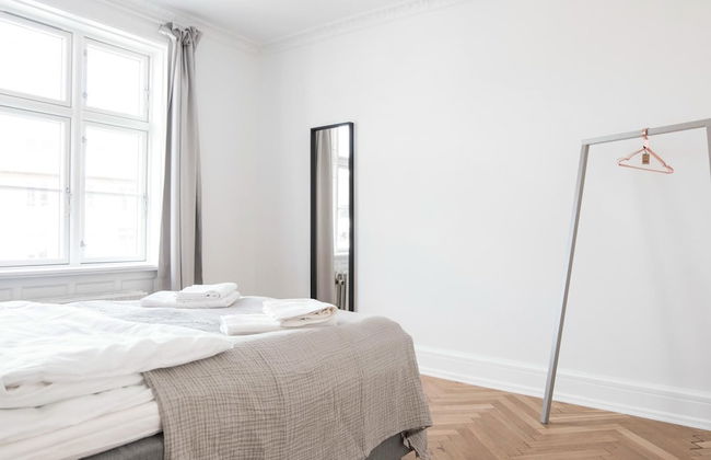 Beautiful 2-bed With Large Balcony - Foto 9