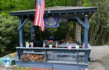 River Run Cottage Modern 2BR Waterfront Retreat in Linville Land Harbor - Foto 11