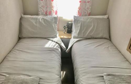 Debran Lodge - Photo 10